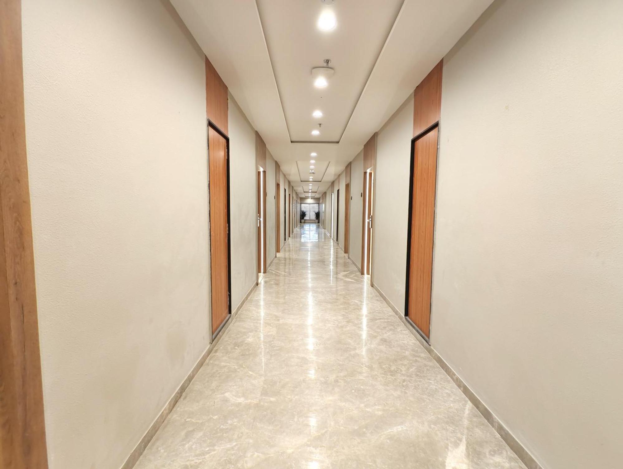 Jāmnagar The Sky Imperial Hotel Kailash מראה חיצוני תמונה